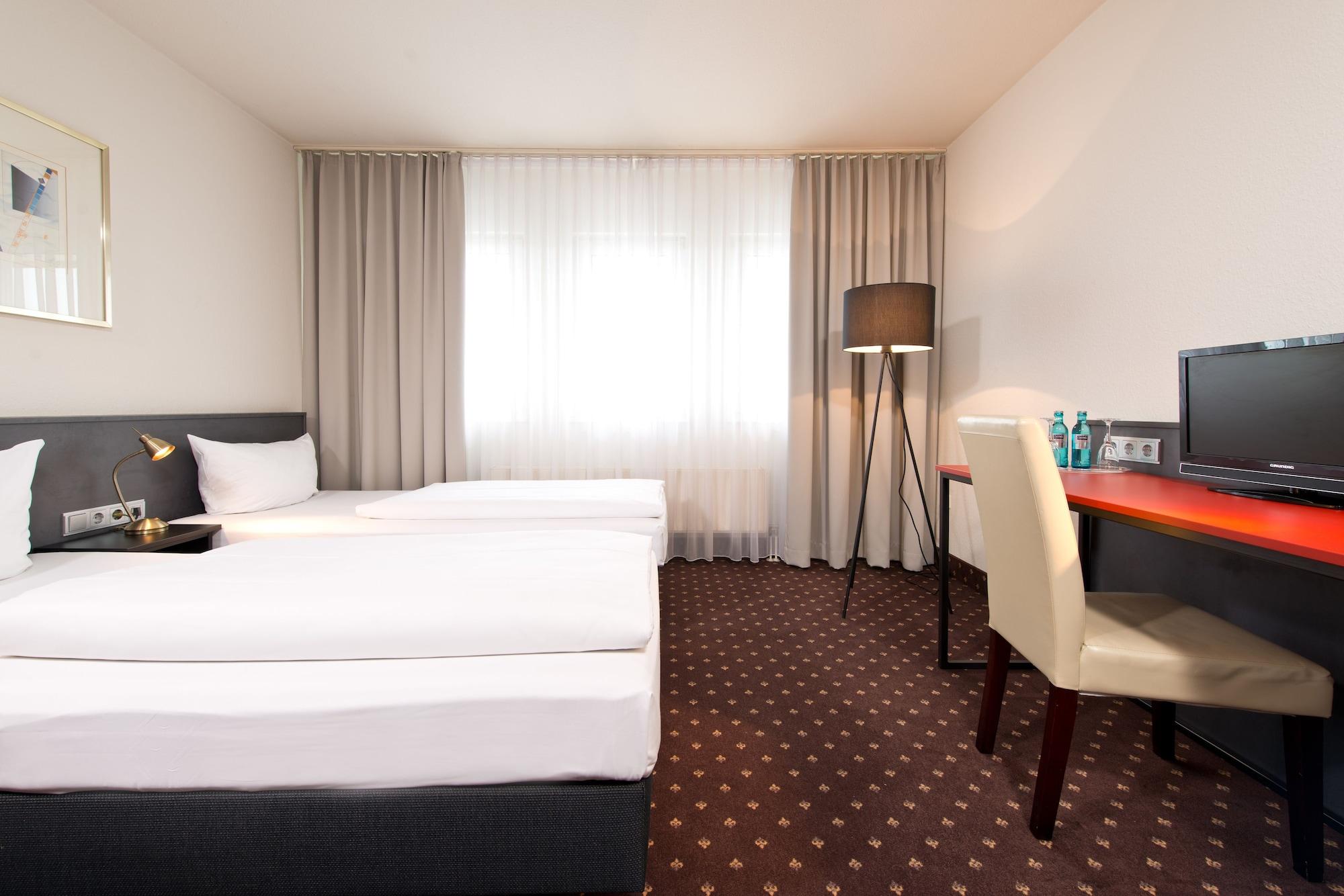 Achat Hotel Hockenheim Ngoại thất bức ảnh