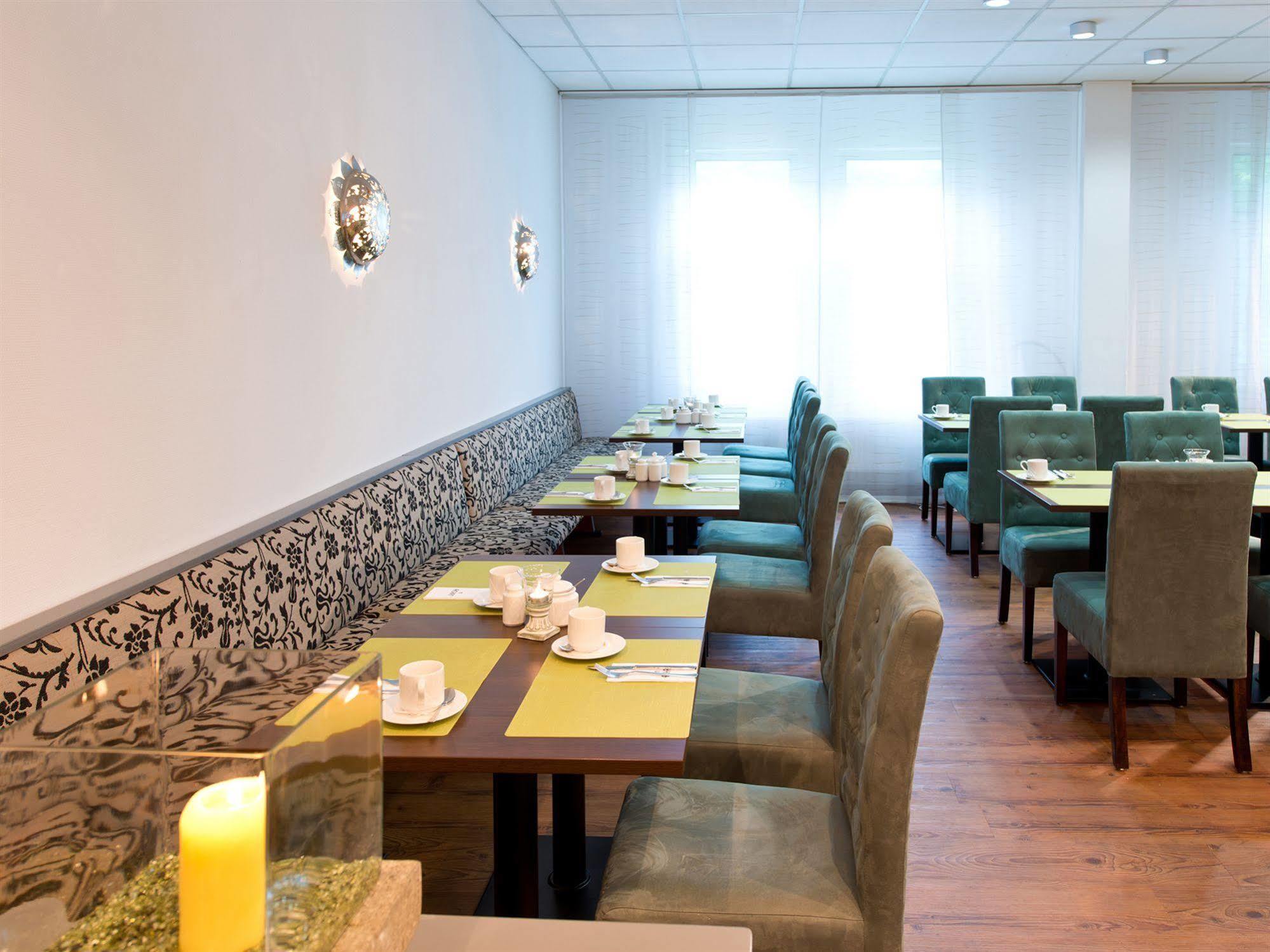 Achat Hotel Hockenheim Ngoại thất bức ảnh